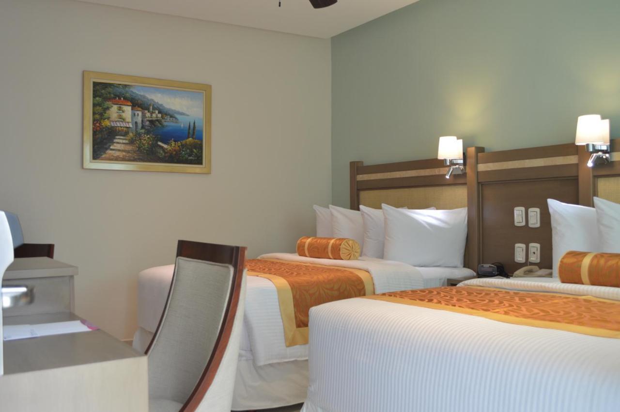 Hotel Villa Magna Poza Rica Eksteriør bilde