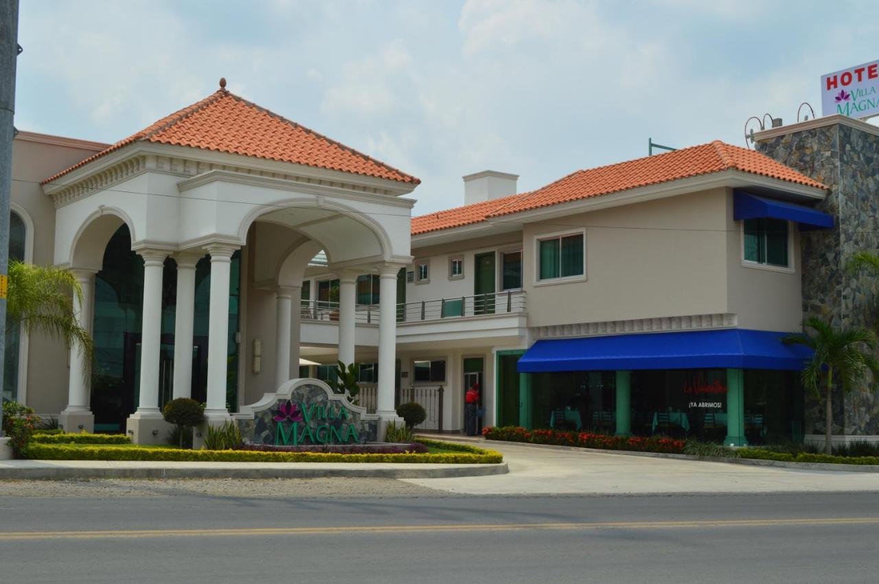 Hotel Villa Magna Poza Rica Eksteriør bilde